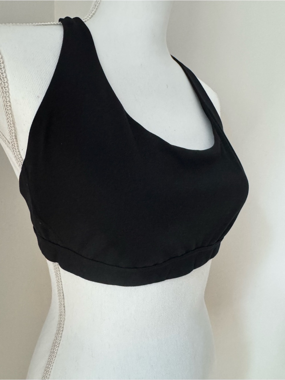 Victoria’s Secret Black Strappy Sports Bra Size Large - Picture 2 of 4